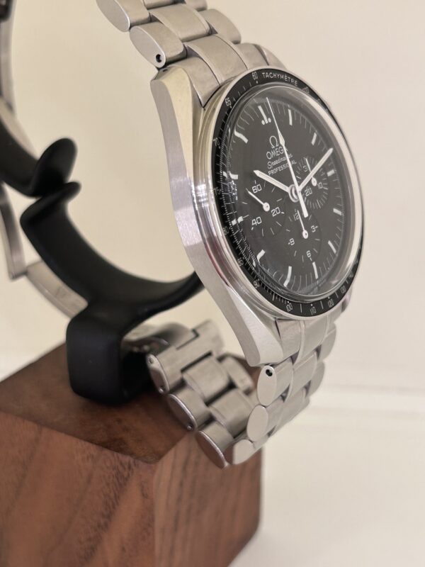 Omega Speedmaster 35705000