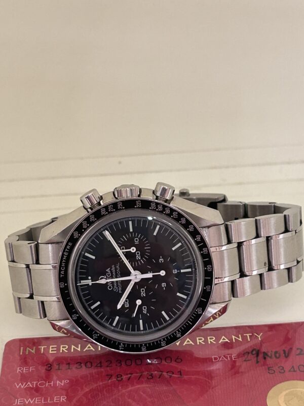 Omega Speedmaster Moonwatch